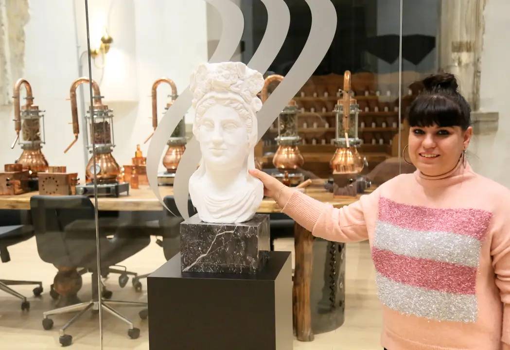 Misparta Koku Medeniyeti Müzesi'nde 4500 Yıllık Parfüm Formülü Sergileniyor 6